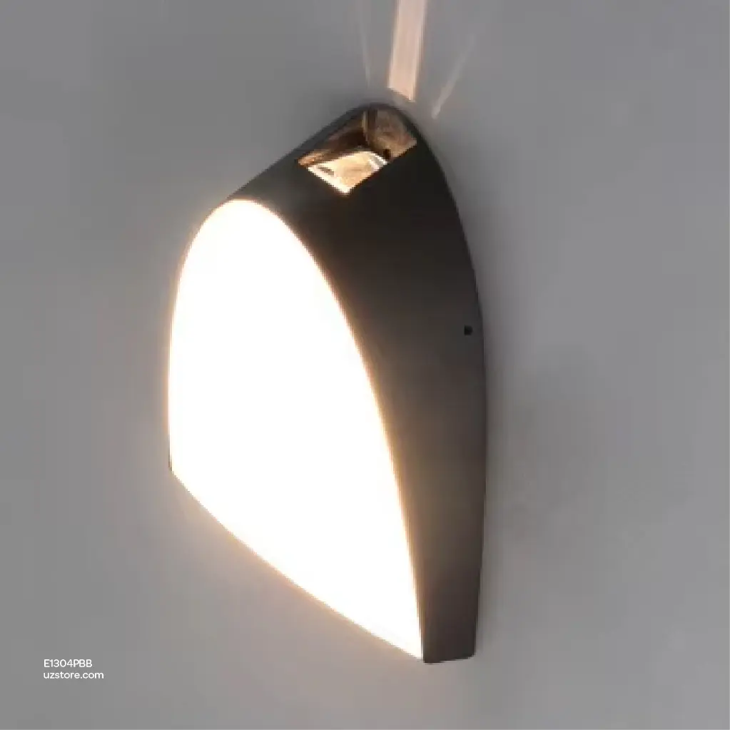 Uzstore Wall Outdoor Light E1304PBB-05.webp