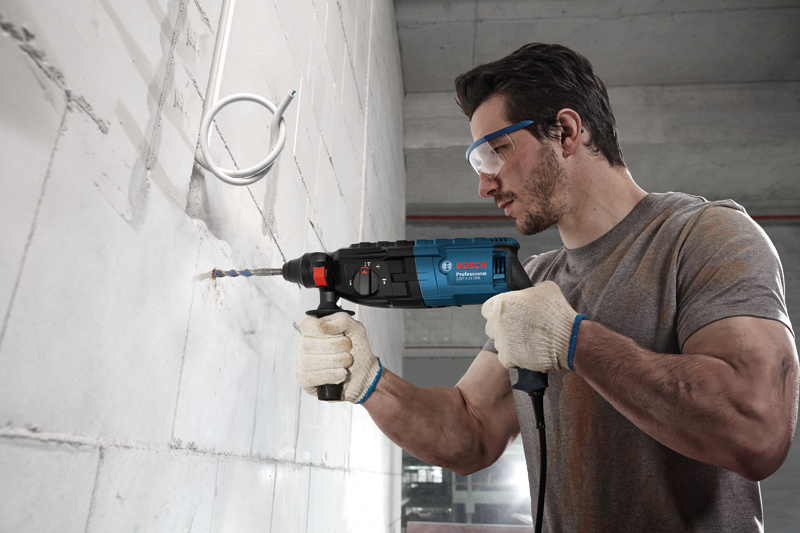 BOSCH - Rotary Hammers Drill With SDS  GBH 2-20 D