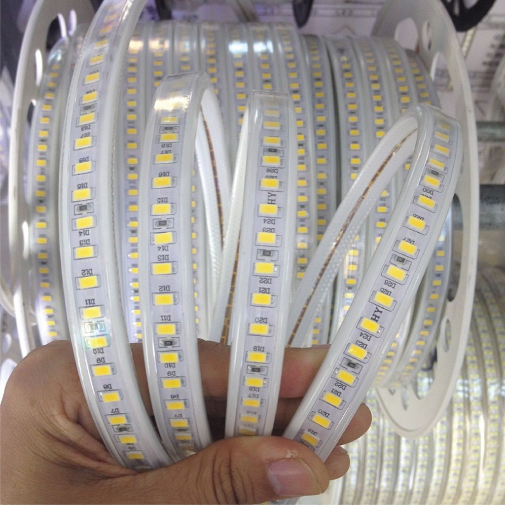 مصباح LED شريطي 3 خطوط إضاءة بيضاء بشرائح سامسونج